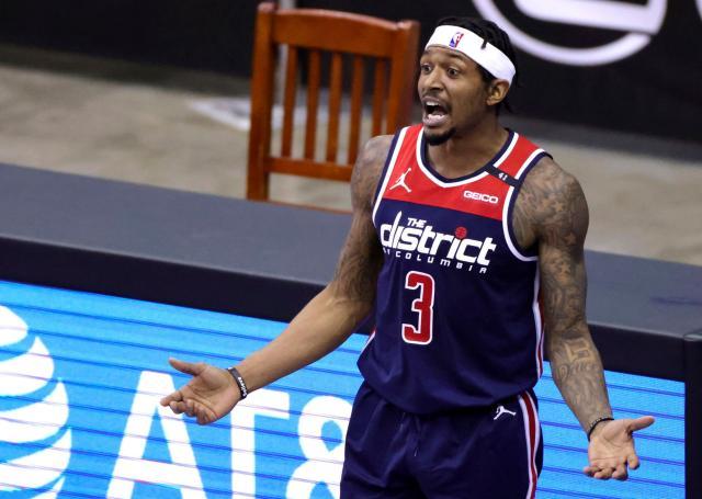 女运动员中 女运动员中