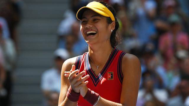 中场球员往 中场球员往